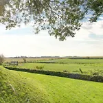 Frisia - 1 Lägenhet *